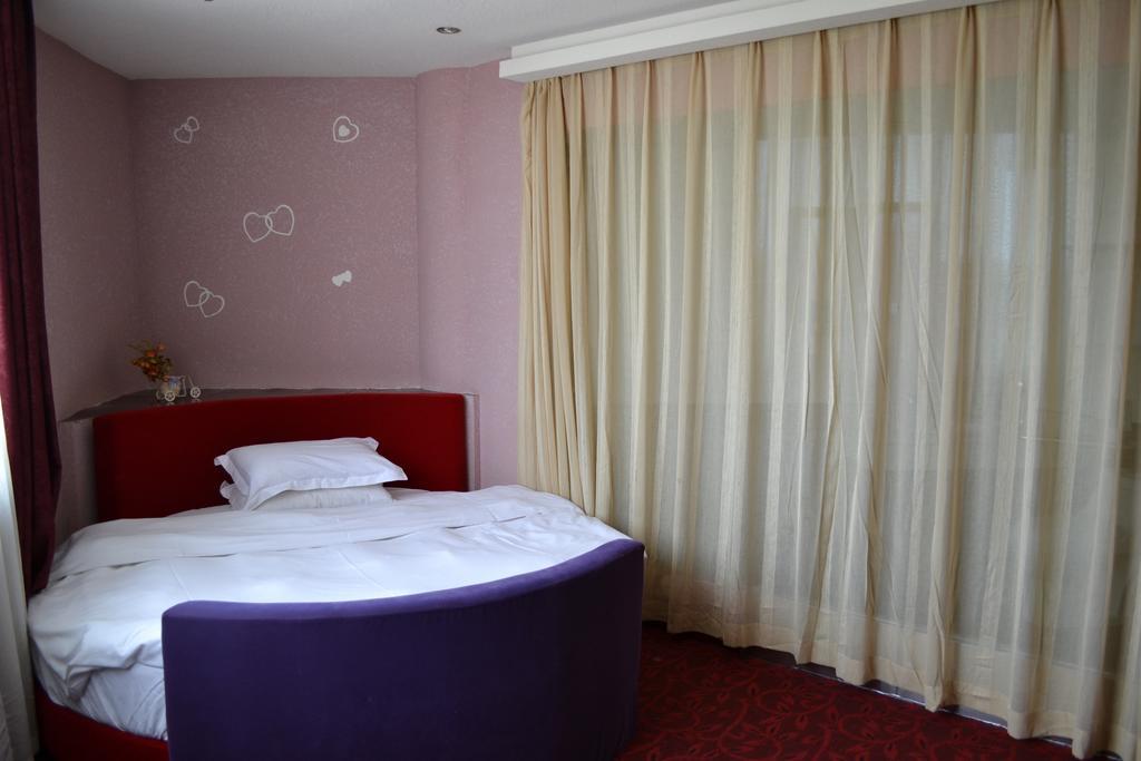 Changchun Jiafeng Business Hotel Room photo